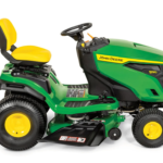 John Deere S130 42 in. Lawn Tractor with 22 HP V-Twin Engine - Image 4